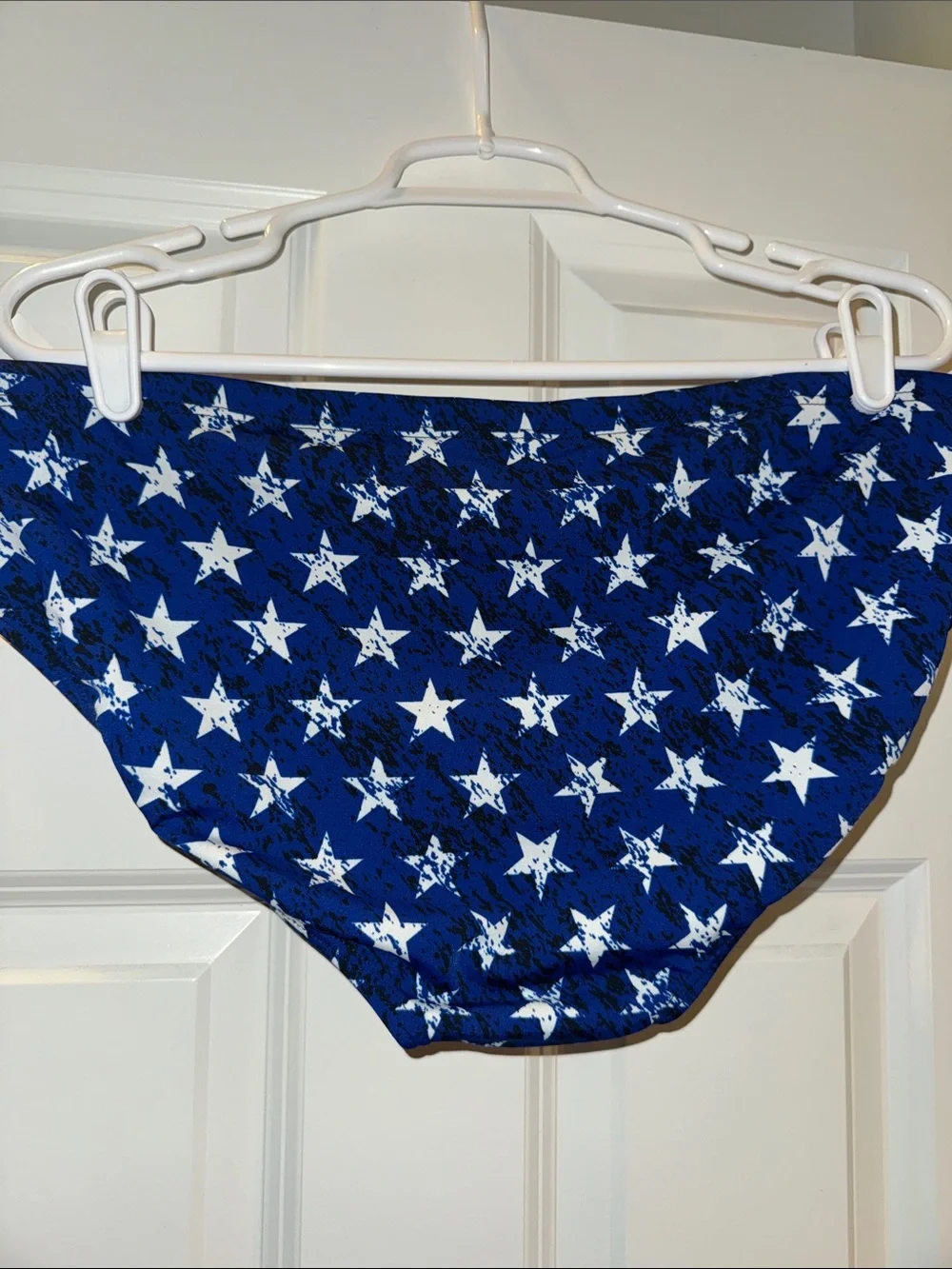 TYR Men's USA Flag Swim Briefs - Red, White, Blue with USA 🇺🇸 H20 Polo logo.